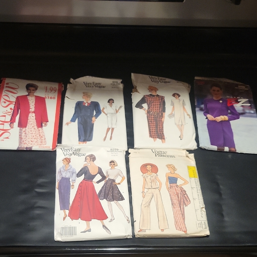 Lot Of 6 Sewing Patterns